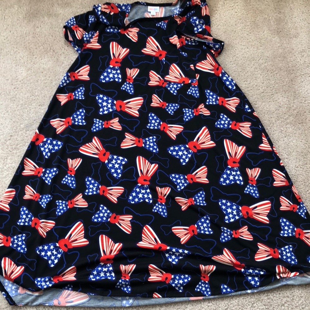 4th of July bow Carly